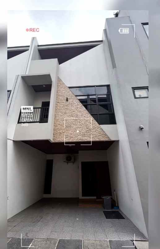 dijual rumah jatinegara kaum rawamangun