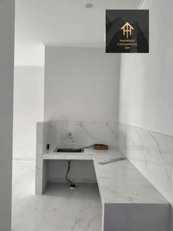 dijual rumah jl batununggal buah batu