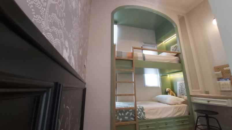 dijual rumah jl boulevard grand duta city