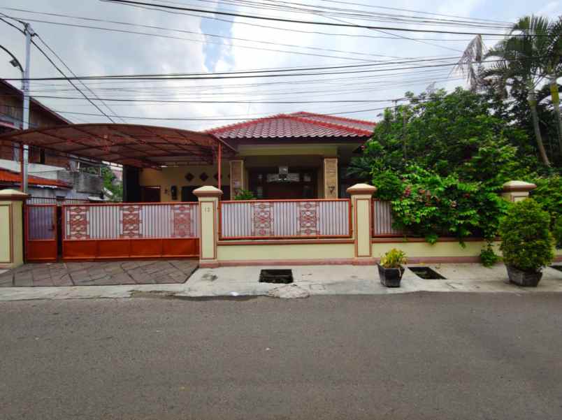 Rumah Dijual Tanah Luas Di Cempaka Putih Barat Jakarta Pusat
