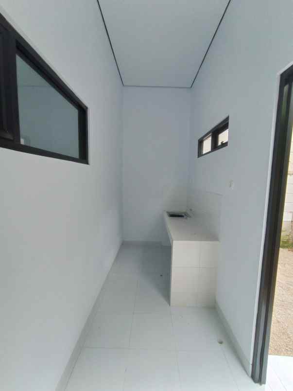 dijual rumah jl citeureup sindangpanon