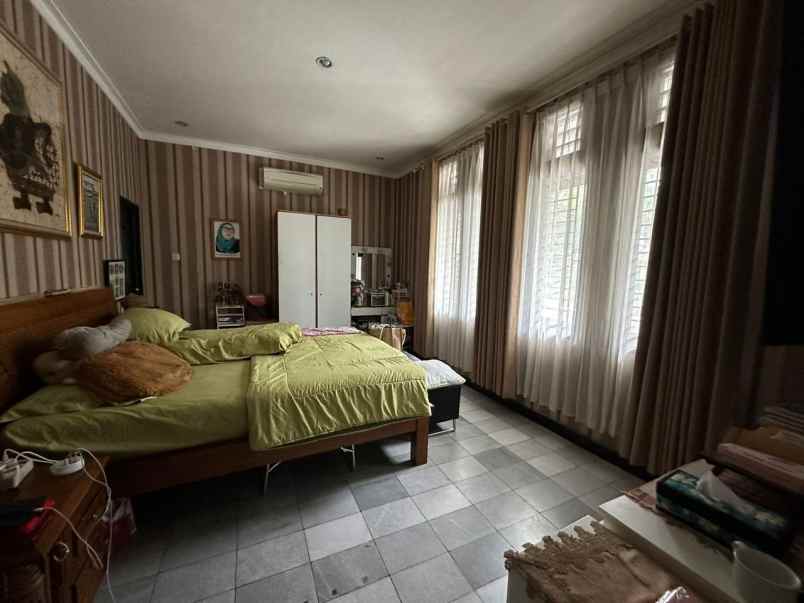 dijual rumah jl dr sumarno kec cakung