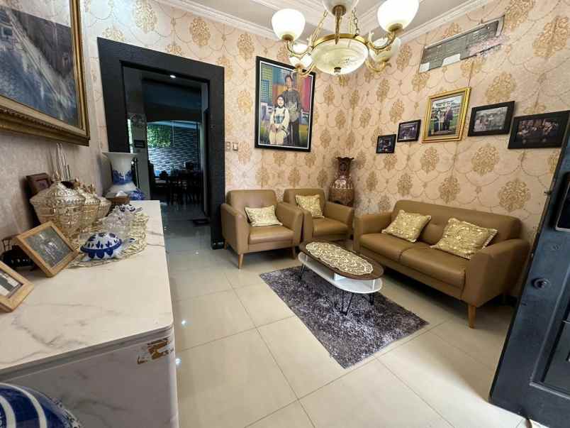 dijual rumah jl dr sumarno kec cakung