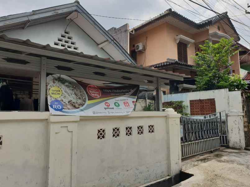 dijual rumah jl kebalen iv no 26 blok s
