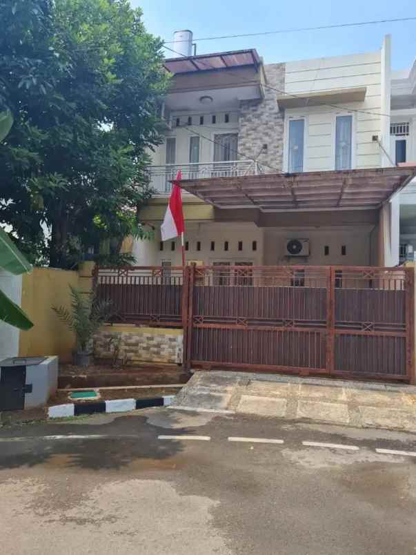 Rumah Dijual Di Komplek Billymoon Pondok Kelapa Jakarta Timur