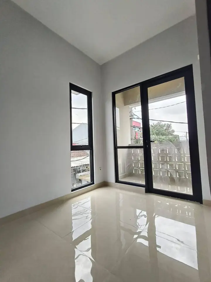 dijual rumah jl kiara sari kiaracondong
