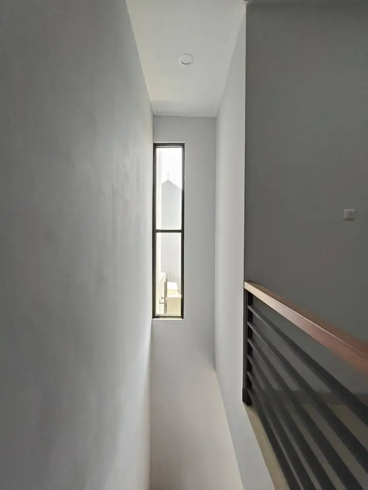 dijual rumah jl kiara sari kiaracondong