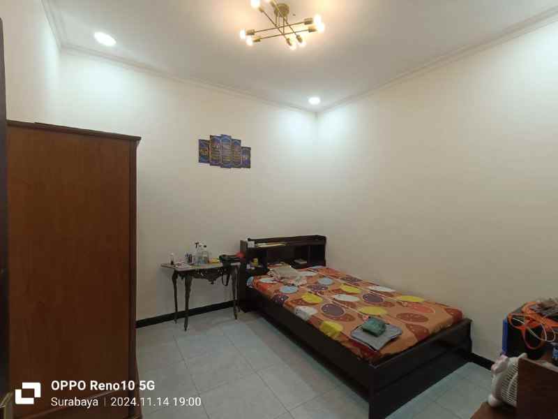 dijual rumah jl kyai abdul karim