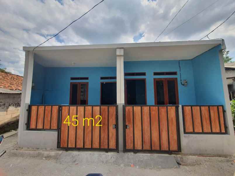 dijual rumah jl mushola perigi masjid