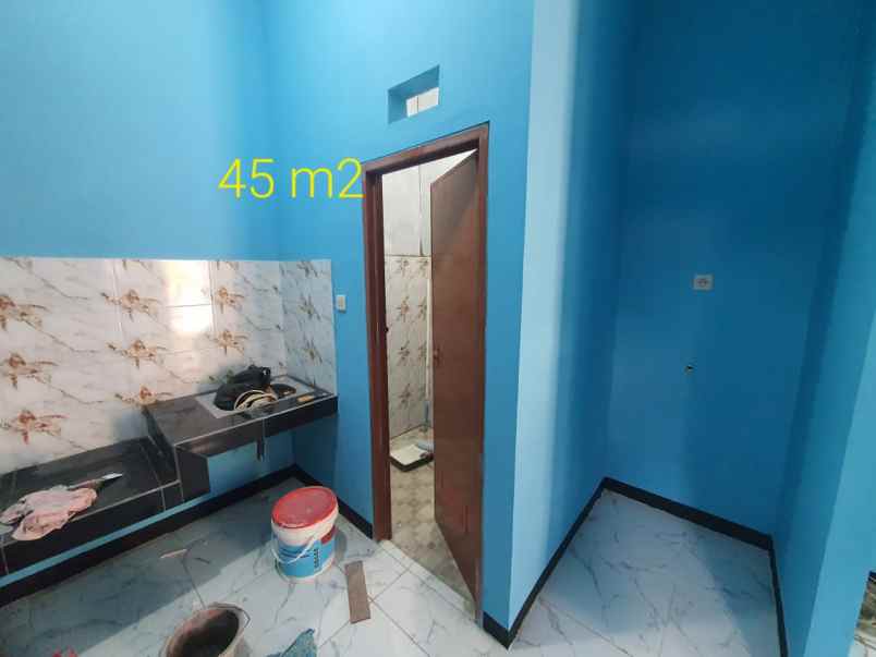 dijual rumah jl mushola perigi masjid