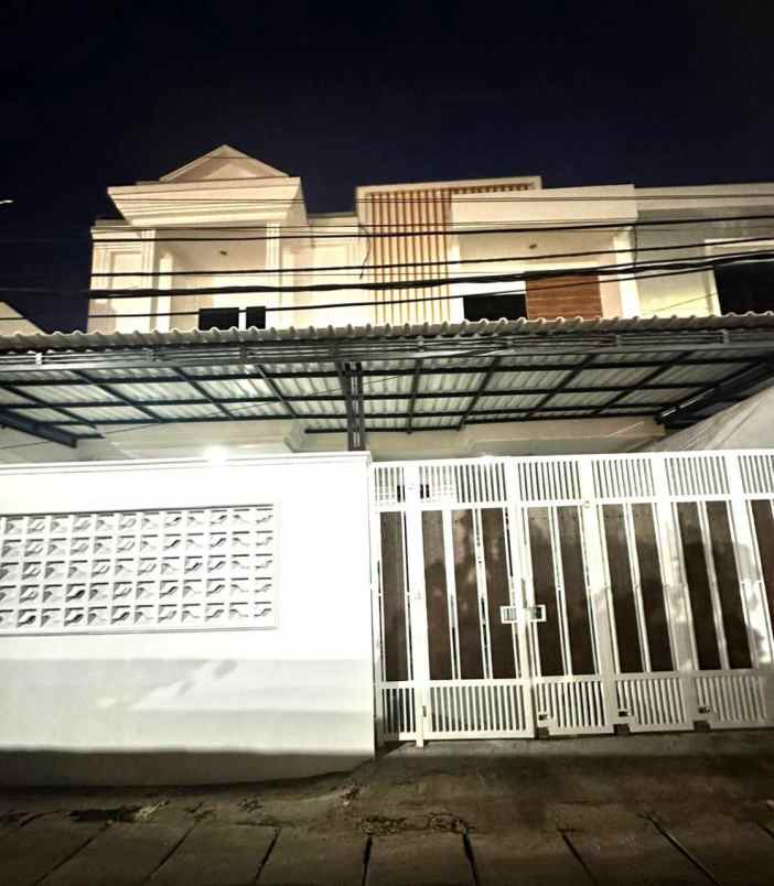 dijual rumah jl pemuda rawamangun