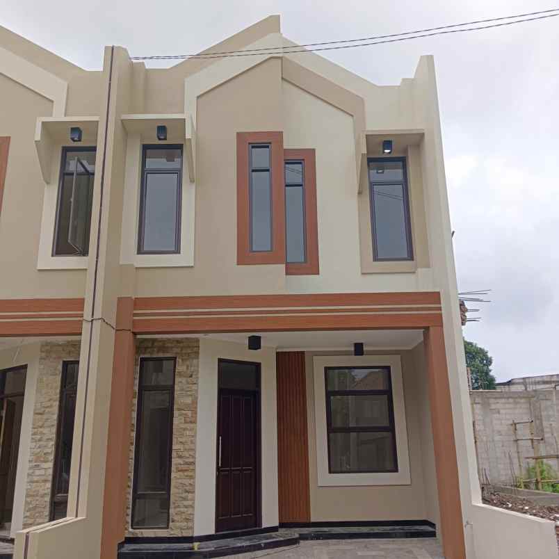 dijual rumah jl raya siliwangi pamulang