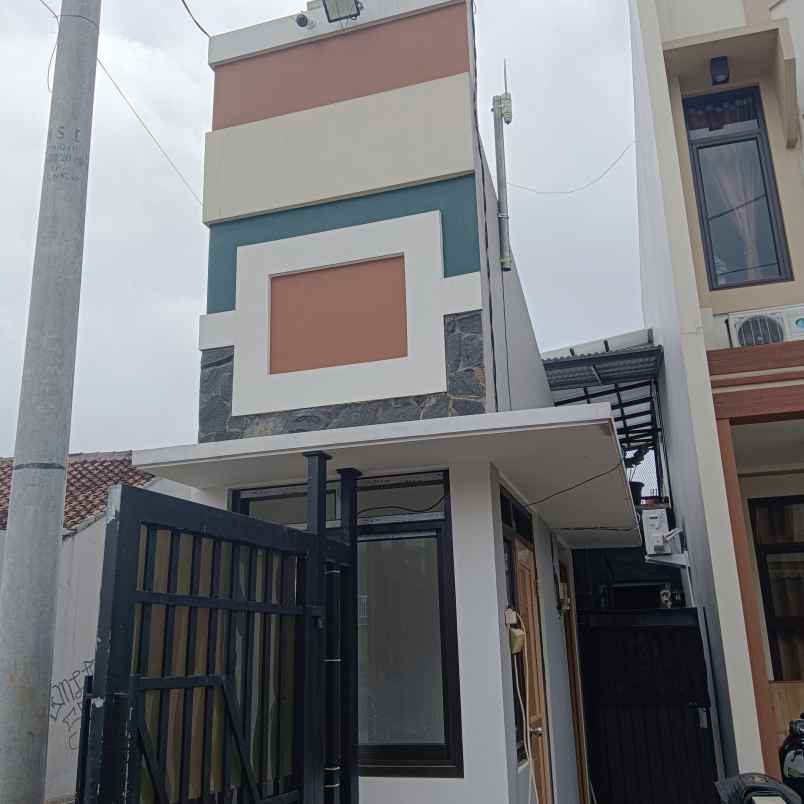 dijual rumah jl raya siliwangi pamulang