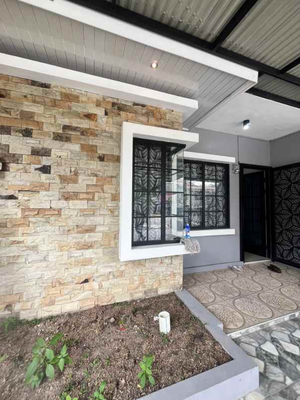 dijual rumah jl srikandi