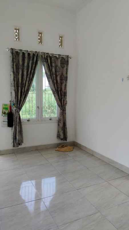 dijual rumah jl swadaya murni rt rw 22