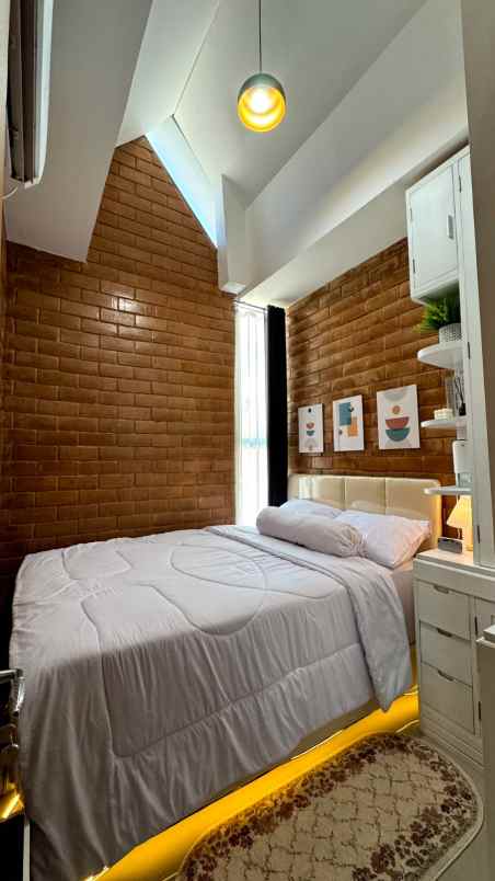 dijual rumah jl telang timur