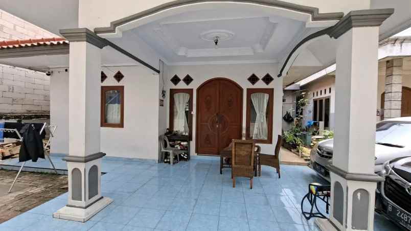 dijual rumah jl waru gedong pasar rebo