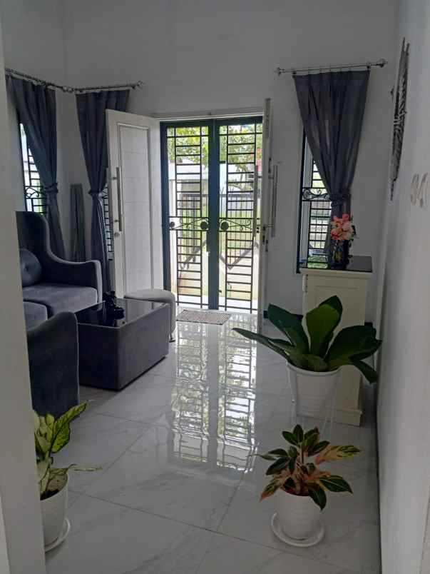 dijual rumah jln pramuka kavling