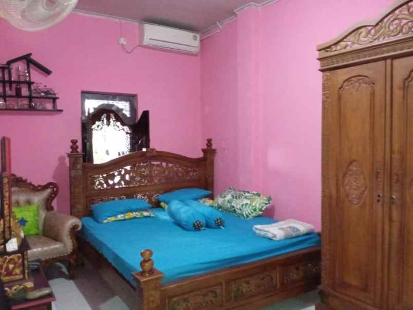 dijual rumah joyosuran pasar kliwon