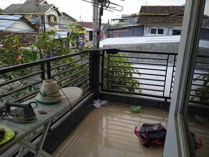 dijual rumah joyosuran pasar kliwon