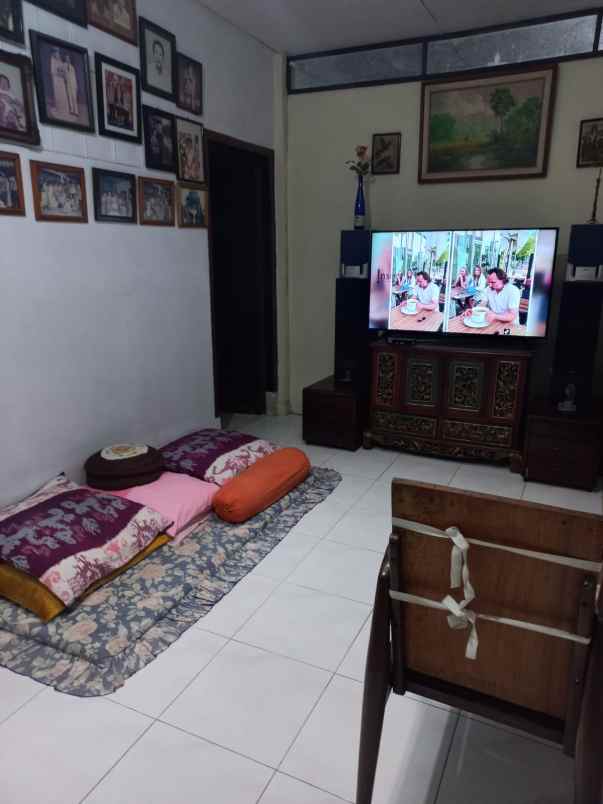 dijual rumah kalibaru