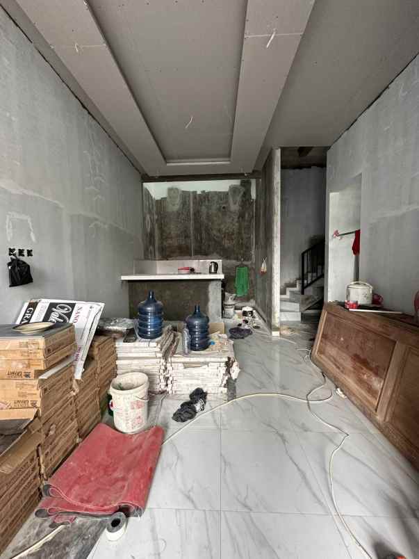 dijual rumah kalisari pasar rebo