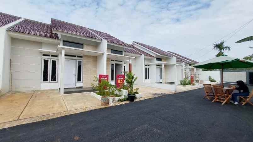 dijual rumah kavling arco sawangan