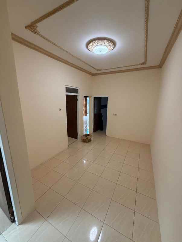 dijual rumah kedinding tenga kec