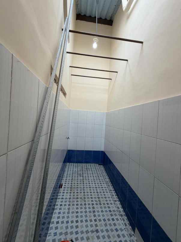 dijual rumah kedinding tenga kec