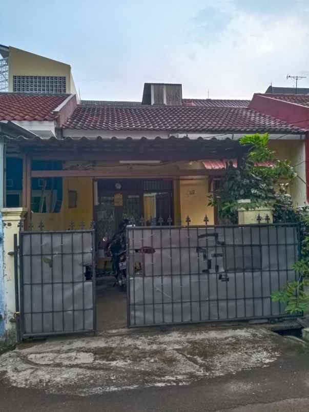 dijual rumah kelurahan pamulang