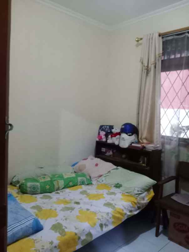 dijual rumah kelurahan pamulang