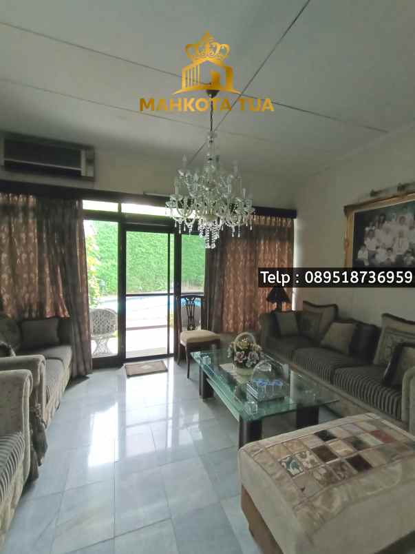 dijual rumah kemang