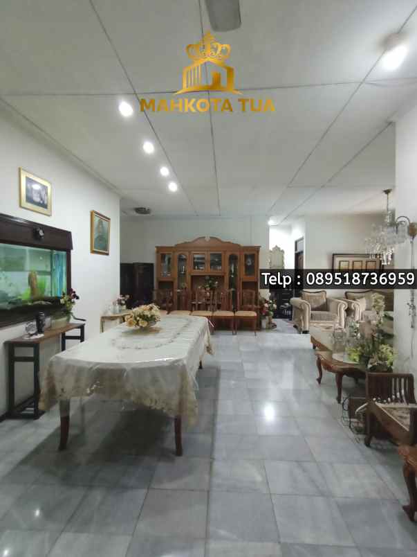 dijual rumah kemang