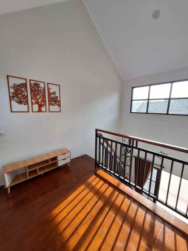 dijual rumah kepuh kulon kabupaten