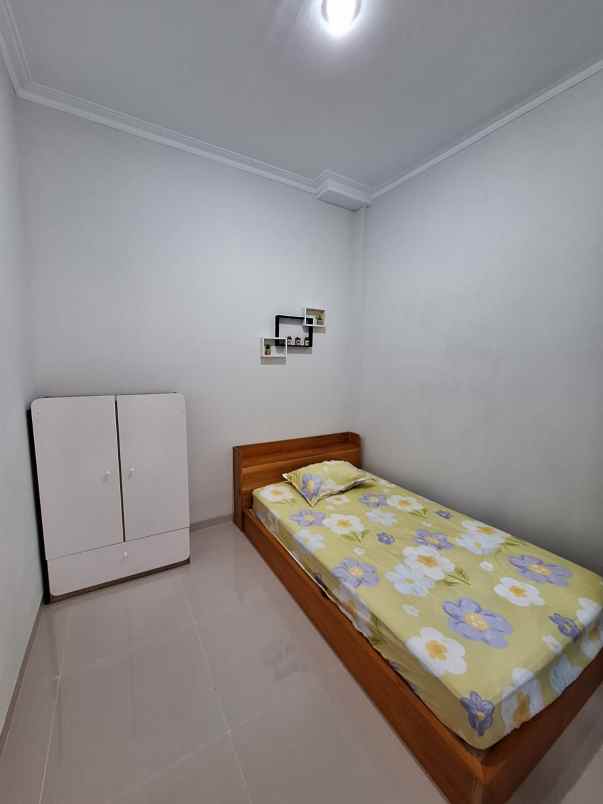 dijual rumah kepuh kulon kabupaten