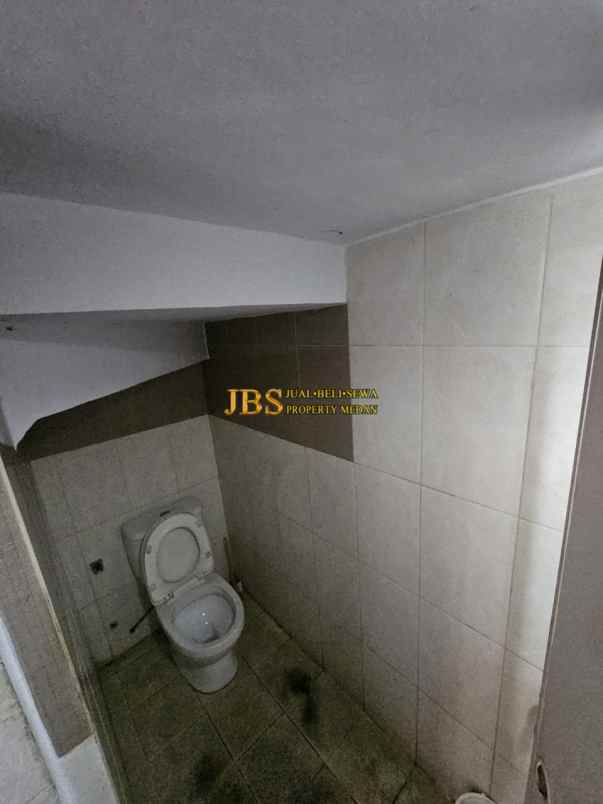 dijual rumah komplek belibis