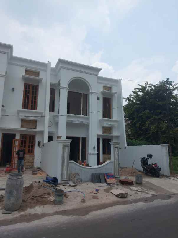 dijual rumah komplek ikip duren sawit
