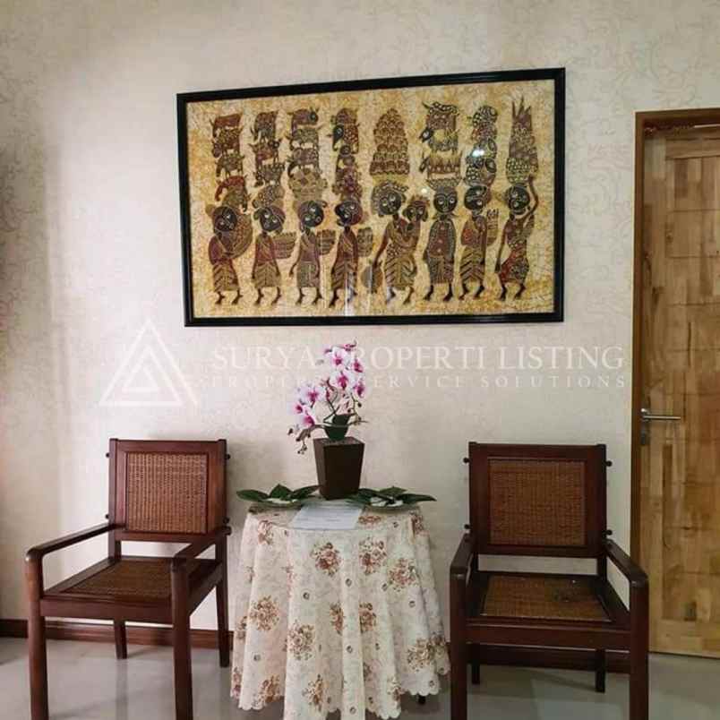 dijual rumah komplek kingstone palace