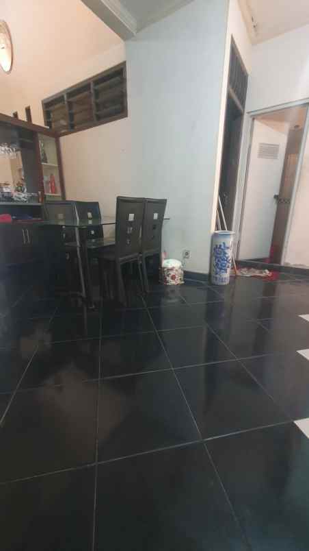 dijual rumah komplek kopassus sukatani