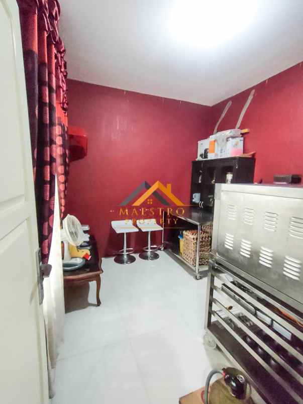 dijual rumah komplek medan resort city