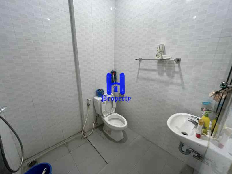 dijual rumah komplek setia jadi