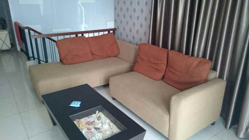 dijual rumah kota wisata cibubur