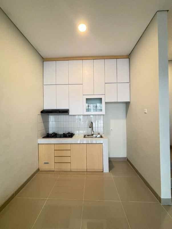 dijual rumah kukusan beji