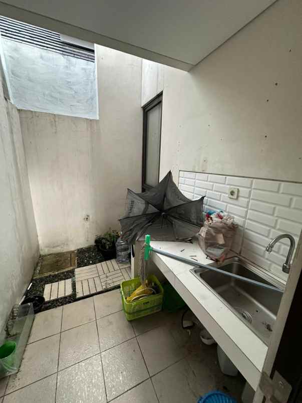 dijual rumah leuwinanggung tapos depok