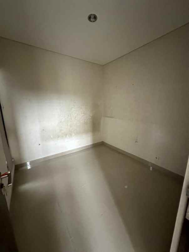 dijual rumah leuwinanggung tapos depok