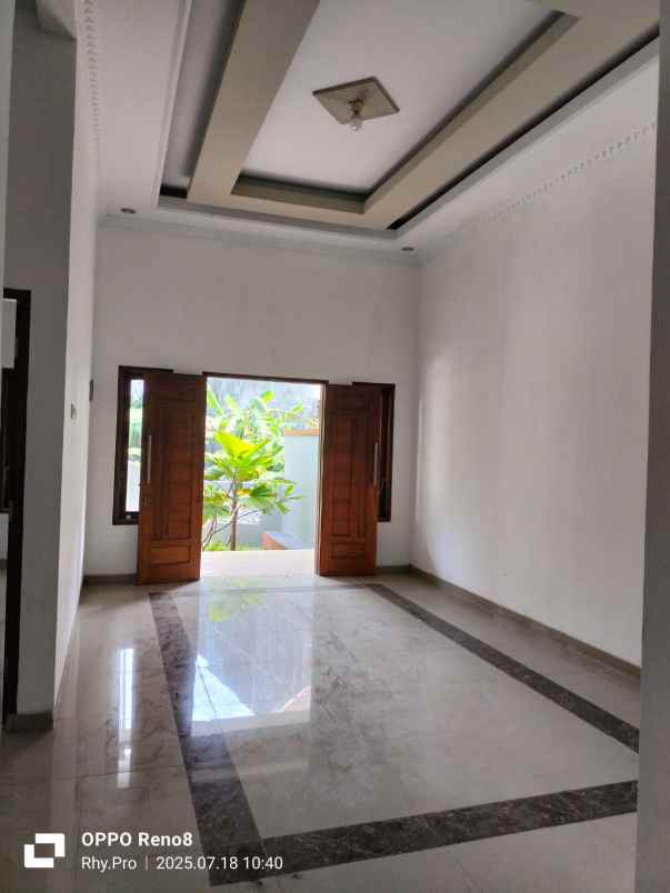 dijual rumah maguwoharjo depok sleman