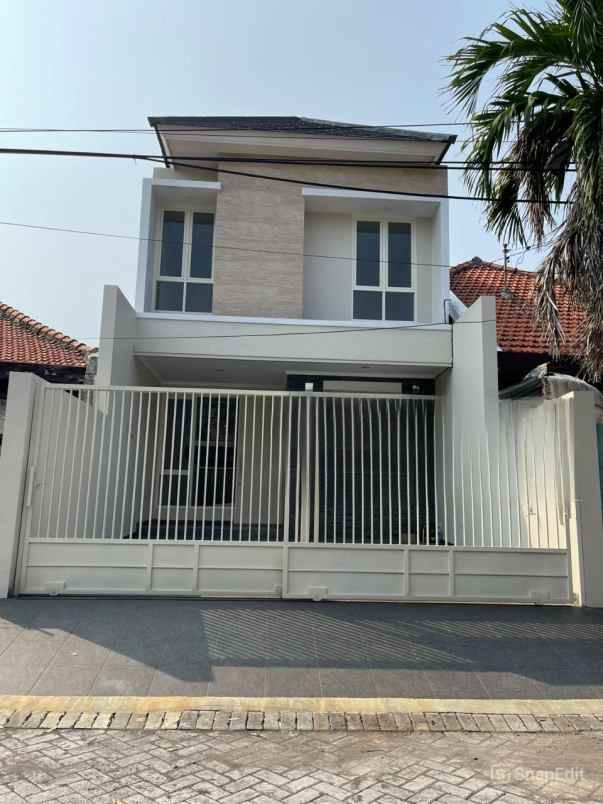 dijual rumah manyar tirtoasri