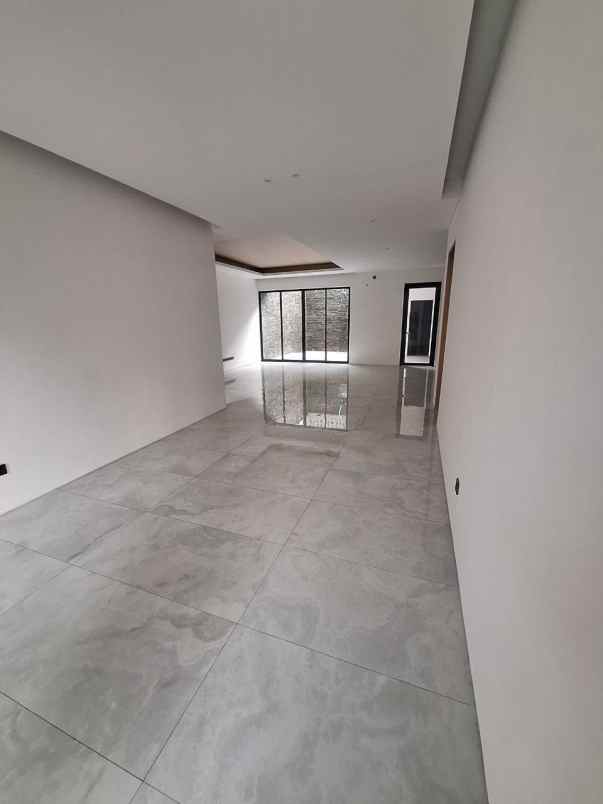 dijual rumah mekarwangi