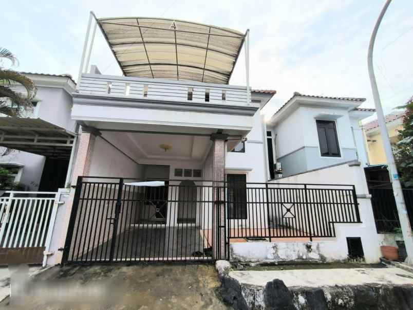 dijual rumah metland 2lantai jakarta timur