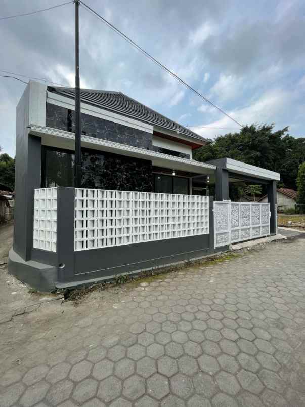 dijual rumah ngemplak widodomartani